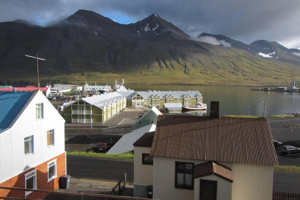 House With A Warm Soul In North Iceland Siglufjordur ภายนอก รูปภาพ